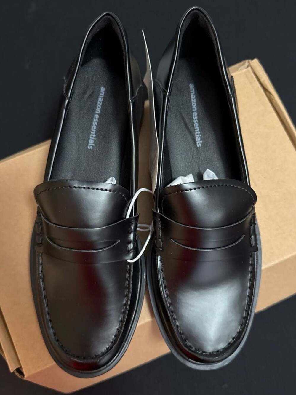 Amazon Essentials Women's Lug Sole Penny Loafers, Black, Size 6.5